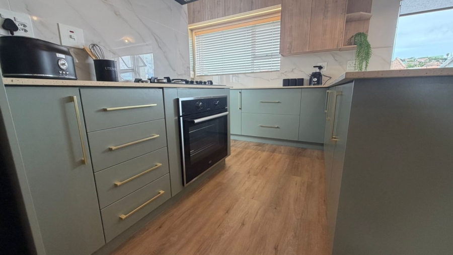 3 Bedroom Property for Sale in Fraaiuitsig Western Cape